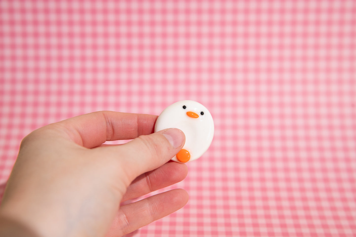 Gans Fidget Toy Sorgenstein mit glatter Resin Oberfläche für sensorische Regulation