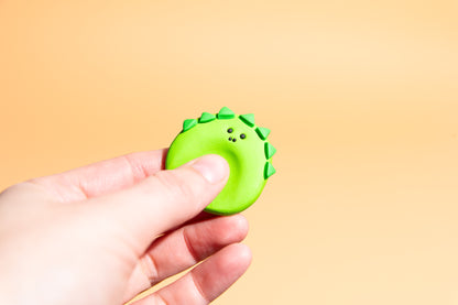 Handgemachter T-Rex Sorgenstein Fidget Toy für ADHS und sensorische Beruhigung