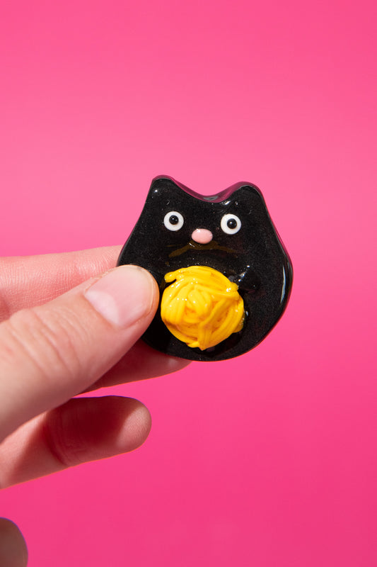 Handgefertigte Katze mit Pasta Detail aus Polymer Clay